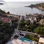 Stafida * Kassiopi